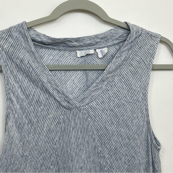 Sigrid Olsen Linen Tank Top Medium V-Neck Sleeveless Blue Stripe - Picture 2 of 5